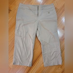 Atelier beige cropped pants size 10P